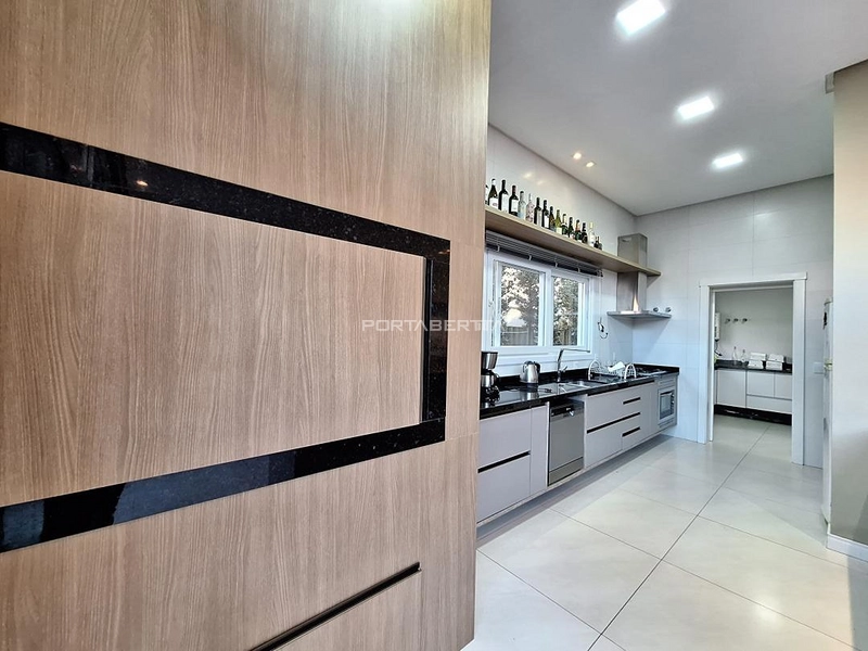 Casa térrea com 04 suítes no condomínio Ventura em Xangri-lá RS: 20ª foto da galeria de imagens do imóvel