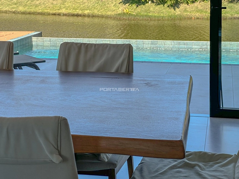 Sobrado beira lago, mobiliado e decorado, condomínio Sense: 37ª foto da galeria de imagens do imóvel