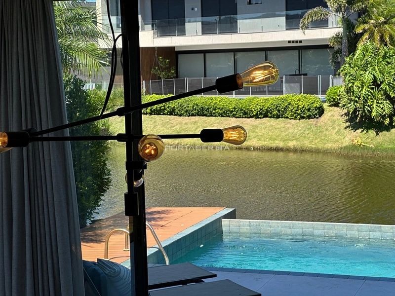 Sobrado beira lago, mobiliado e decorado, condomínio Sense: 36ª foto da galeria de imagens do imóvel