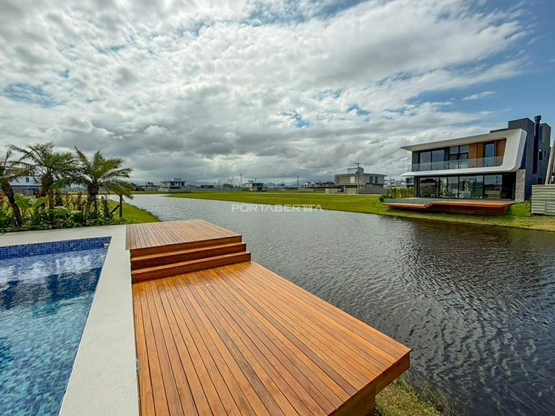 Sobrado novo, beira lago, condomínio Amare: 20ª foto da galeria de imagens do imóvel
