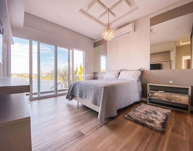 Sobrado beira lago, mobiliado e decorado, condomínio Enseada.: 11ª foto da galeria de imagens do imóvel
