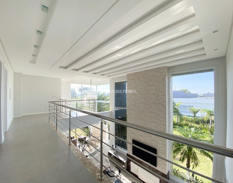 Sobrado beira lago, mobiliado e decorado, condomínio Enseada.: 3ª foto da galeria de imagens do imóvel
