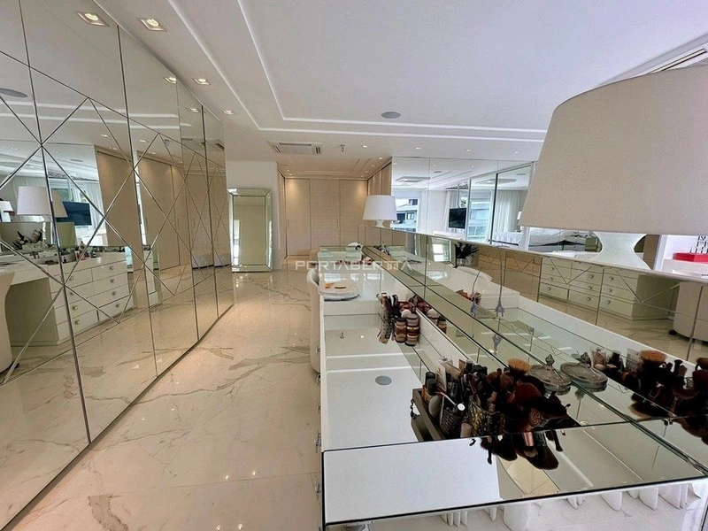 Sobrado beira lago, mobiliado e decorado, condomínio Enseada.: 11ª foto da galeria de imagens do imóvel