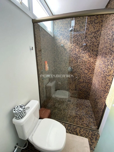 Casa de esquina com 04 suítes no condomínio Ventura em Xangri-lá RS: 2ª foto da galeria de imagens do imóvel