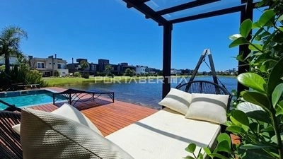 Sobrado beira lago, mobiliado e decorado, condomínio Enseada.: 10ª foto da galeria de imagens do imóvel