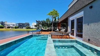 Sobrado beira lago, mobiliado e decorado, condomínio Enseada.: 8ª foto da galeria de imagens do imóvel