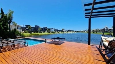 Sobrado beira lago, mobiliado e decorado, condomínio Enseada.: 11ª foto da galeria de imagens do imóvel