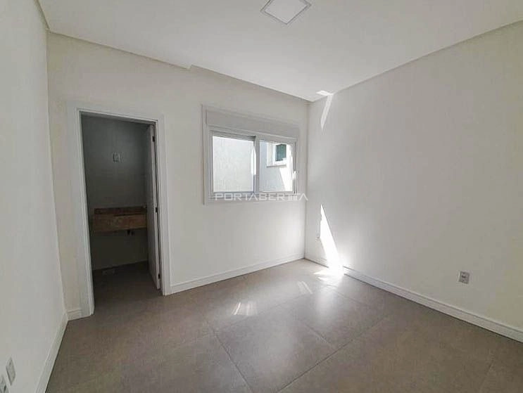 Casa com 04 suítes à venda no condomínio Las Palmas em Xangri-lá RS: 8ª foto da galeria de imagens do imóvel