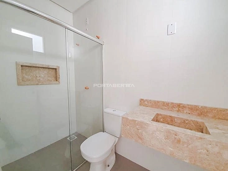 Casa com 04 suítes à venda no condomínio Las Palmas em Xangri-lá RS: 2ª foto da galeria de imagens do imóvel