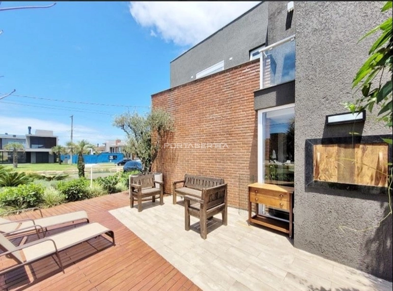 Casa com 04 suítes à venda no condomínio Acqualina em Xangri-lá RS: 23ª foto da galeria de imagens do imóvel