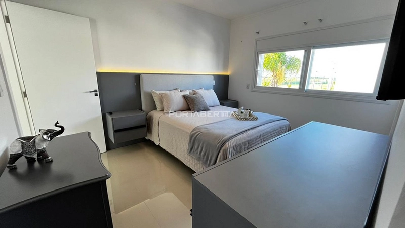 Casa com 04 suítes à venda no condomínio Las Palmas em Xangri-lá RS: 6ª foto da galeria de imagens do imóvel