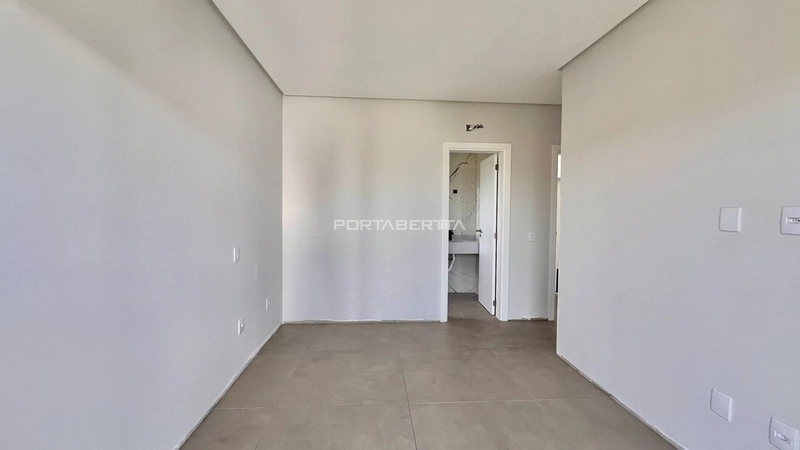 Sobrado novo, nunca habitado, condomínio Sunset: 6ª foto da galeria de imagens do imóvel