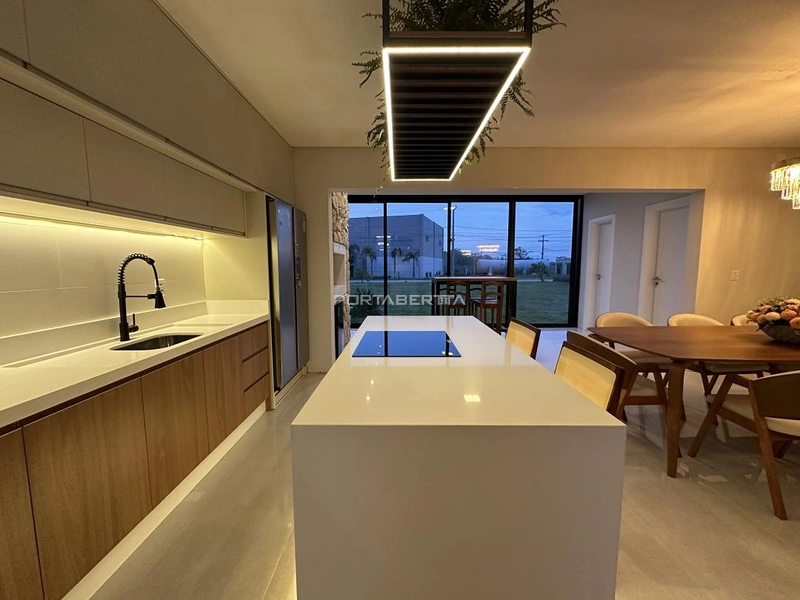 Sobrado mobiliado e decorado, condomínio Sunset: 32ª foto da galeria de imagens do imóvel