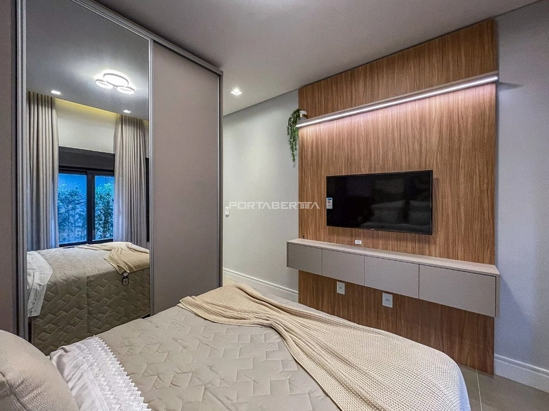 Sobrado beira lago, mobiliado e decorado, condomínio Sense: 13ª foto da galeria de imagens do imóvel