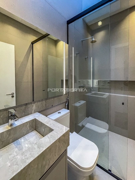 Sobrado beira lago, mobiliado e decorado, condomínio Sense: 4ª foto da galeria de imagens do imóvel