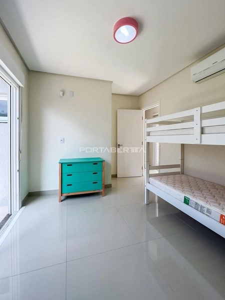 Casa com 03 suítes à venda no condomínio Las Palmas em Xangri-lá RS: 5ª foto da galeria de imagens do imóvel