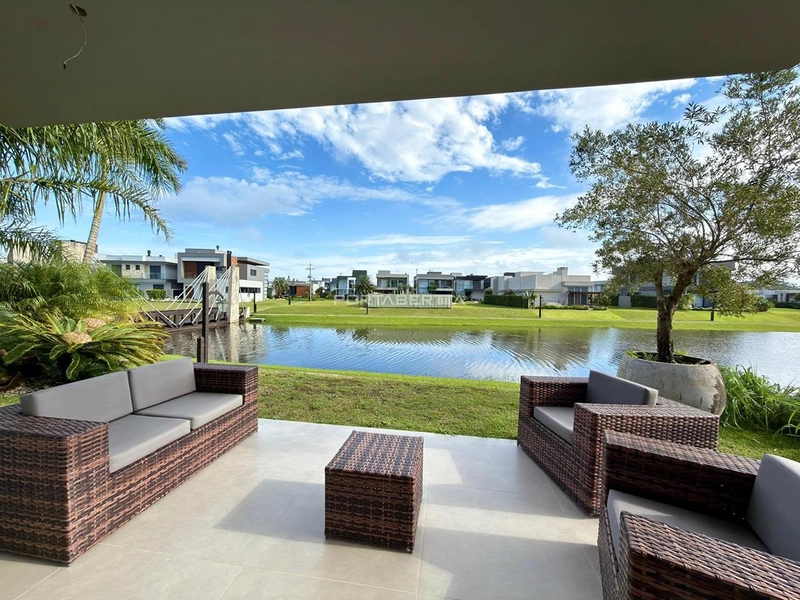 Casa térrea mobiliada e decorada, beira lago, condomínio Capão Ilhas: 27ª foto da galeria de imagens do imóvel