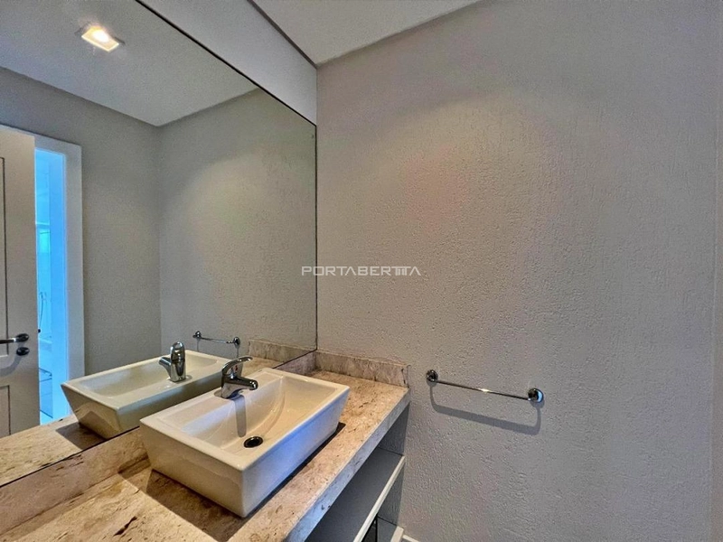 Casa com 05 dormitórios à venda no condomínio Las Dunas em Xangri-lá RS: 2ª foto da galeria de imagens do imóvel