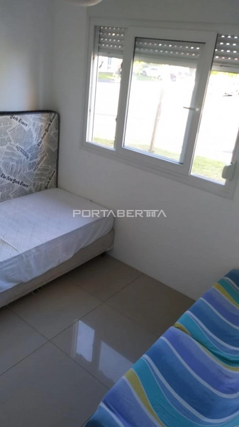 Casa com 02 dormitórios, mobiliada no condomínio Casa Hermosa em Xangri-lá: 5ª foto da galeria de imagens do imóvel
