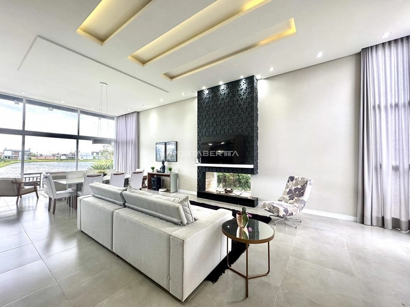 Casa com 03 suítes no condomínio Riviera em Xangri-lá RS: 3ª foto da galeria de imagens do imóvel