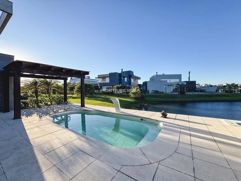 Casa com 06 suítes no condomínio Riviera em Xangri-lá RS: 27ª foto da galeria de imagens do imóvel