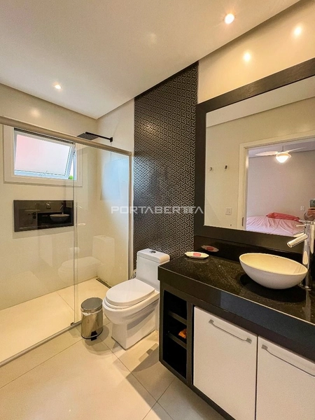Casa térrea, mobiliada e decorada, condomínio Enseada.: 3ª foto da galeria de imagens do imóvel