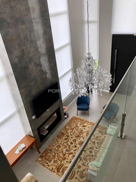 Sobrado beira lago, mobiliado e decorado, condomínio Sense: 3ª foto da galeria de imagens do imóvel