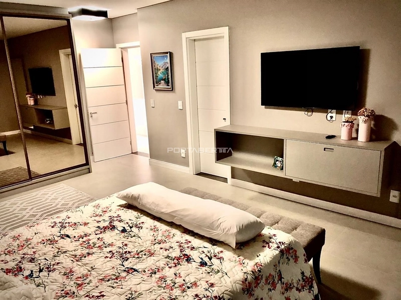 Sobrado beira lago, mobiliado e decorado, condomínio Sense: 13ª foto da galeria de imagens do imóvel