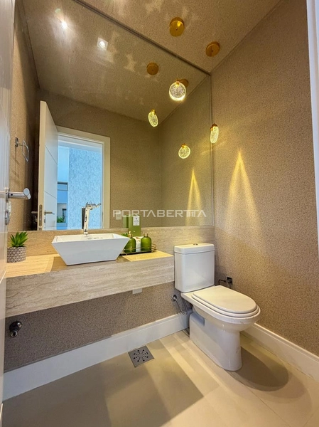 Casa térrea beira lago, mobiliada e decorada, condomínio Enseada.: 10ª foto da galeria de imagens do imóvel