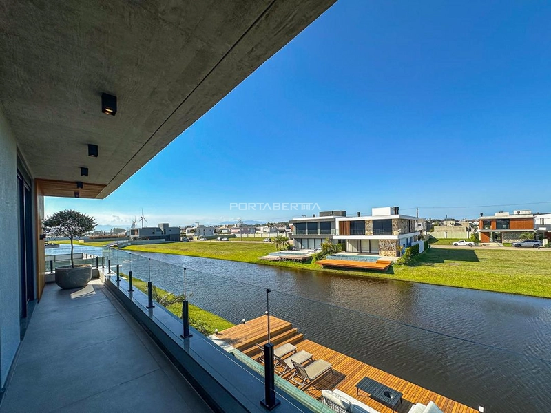 Sobrado beira lago, mobiliado e decorado, condomínio Amare: 9ª foto da galeria de imagens do imóvel
