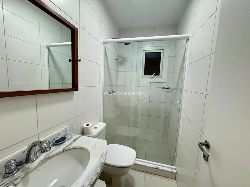 Casa com 04 suítes, frente lago no condomínio Casa Hermosa em Xangri-lá: 2ª foto da galeria de imagens do imóvel