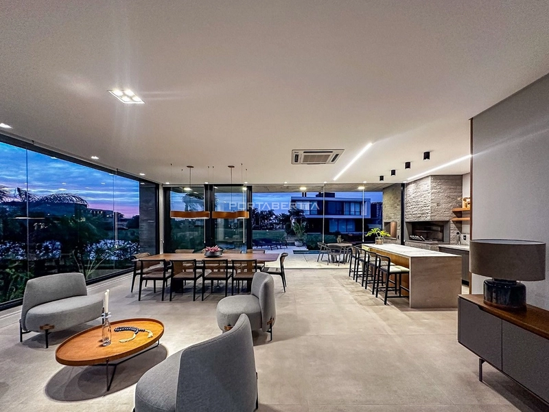 Sobrado beira lago, mobiliado e decorado, condomínio Sense: 36ª foto da galeria de imagens do imóvel