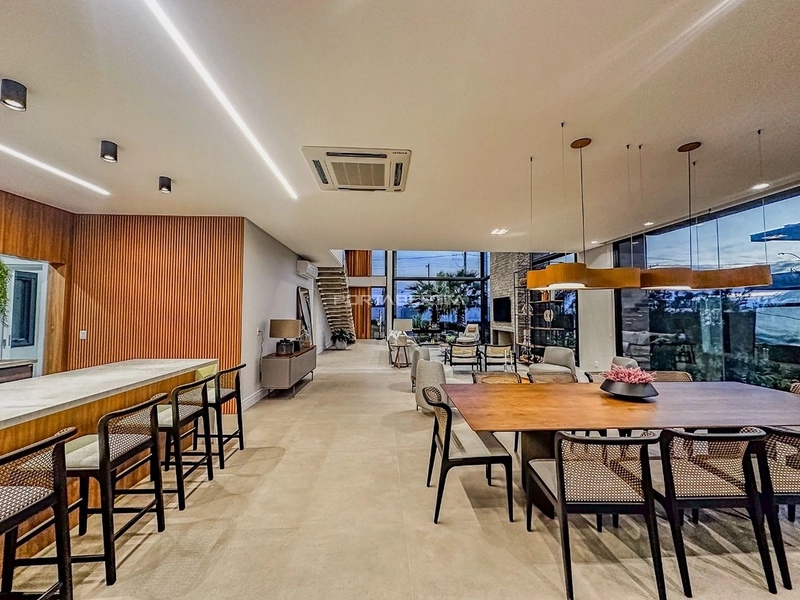 Sobrado beira lago, mobiliado e decorado, condomínio Sense: 28ª foto da galeria de imagens do imóvel