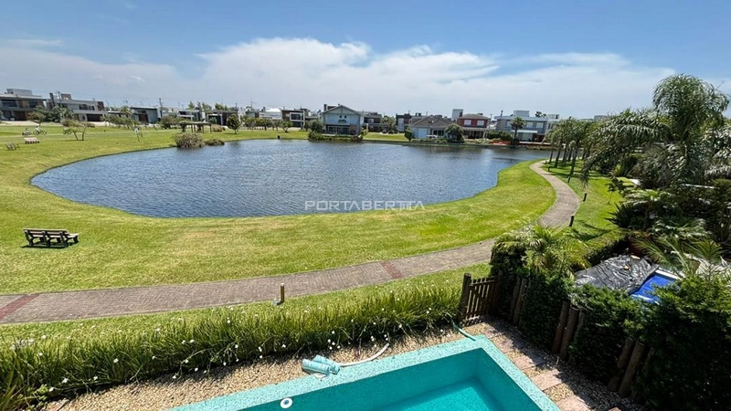 Sobrado beira lago, condomínio Sea Coast: 9ª foto da galeria de imagens do imóvel