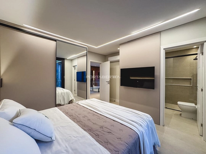 Sobrado beira lago, mobiliado e decorado, condomínio Enseada.: 6ª foto da galeria de imagens do imóvel