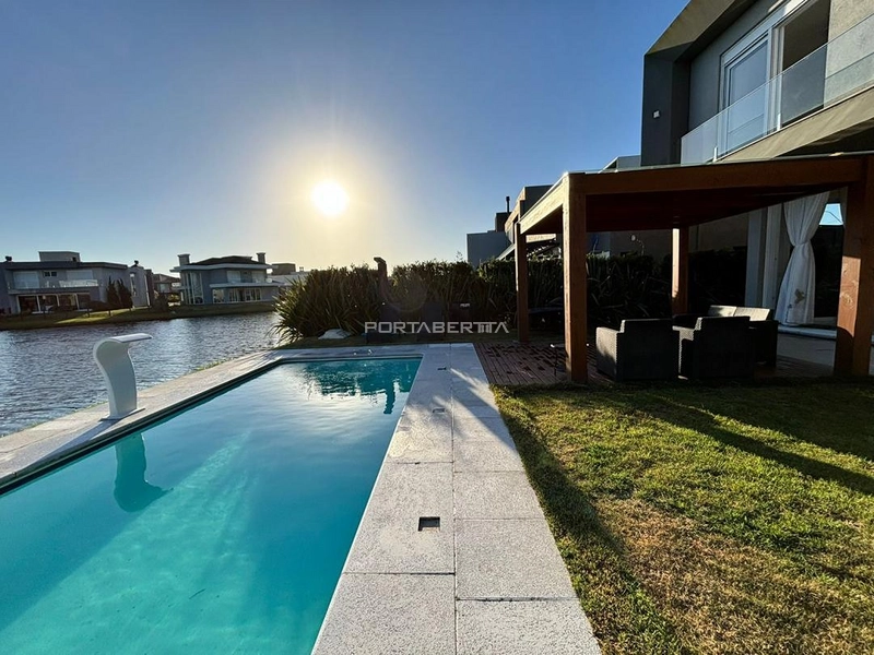 Casa com 04 suítes no condomínio Riviera em Xangri-lá RS: 23ª foto da galeria de imagens do imóvel