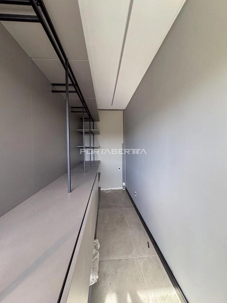 Sobrado beira lago, mobiliado e decorado, condomínio Enseada.: 10ª foto da galeria de imagens do imóvel