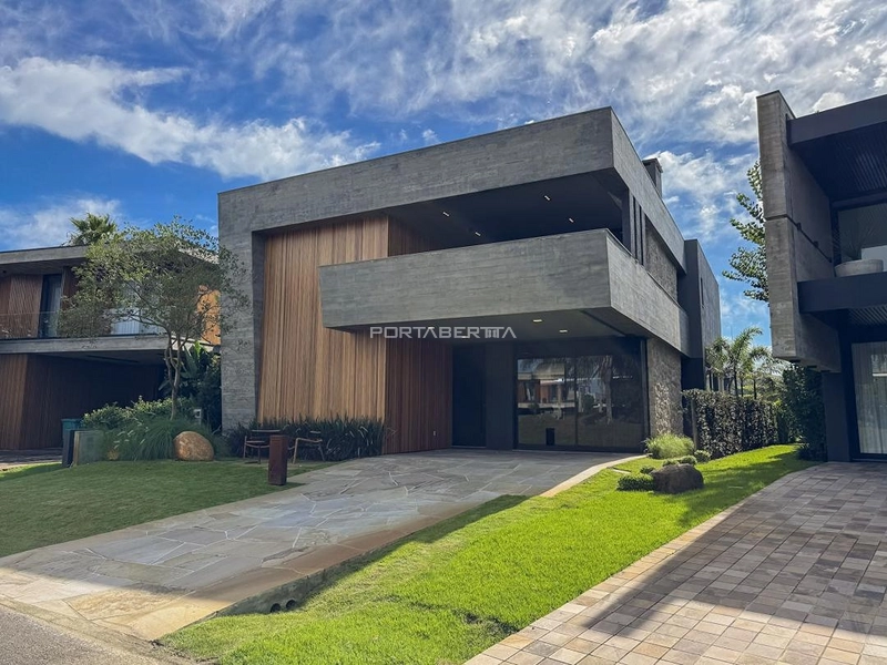Sobrado beira lago, mobiliado e decorado, condomínio Enseada.: 46ª foto da galeria de imagens do imóvel