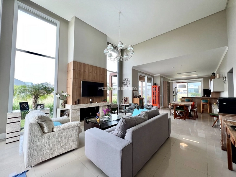 Casa com 03 suítes no condomínio Riviera em Xangri-lá RS: 3ª foto da galeria de imagens do imóvel