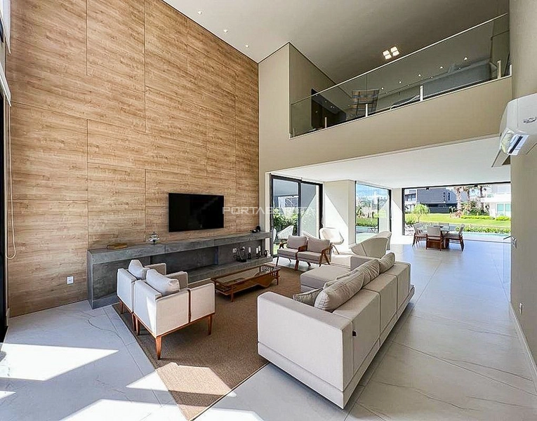 Sobrado beira lago, mobiliado e decorado, condomínio Enseada.: 26ª foto da galeria de imagens do imóvel