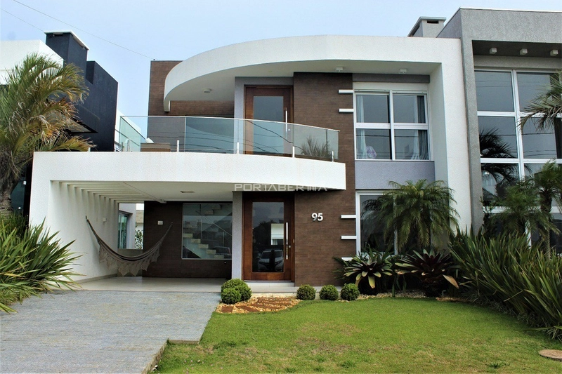 Casa com 04 suítes à venda no condomínio Las Palmas em Xangri-lá RS: 1ª foto da galeria de imagens do imóvel