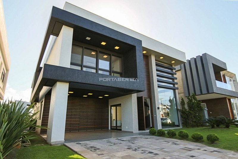 Sobrado beira lago, mobiliado e decorado, condomínio Enseada.: 1ª foto da galeria de imagens do imóvel