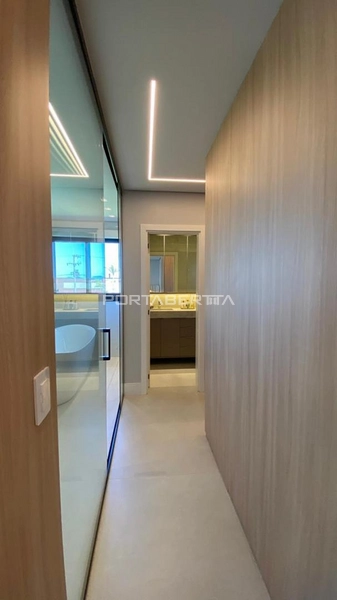 Sobrado beira lago, mobiliado e decorado, condomínio Amare: 9ª foto da galeria de imagens do imóvel
