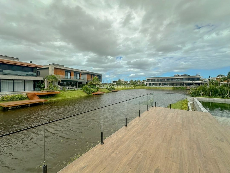 Sobrado beira lago, condomínio Sense: 14ª foto da galeria de imagens do imóvel