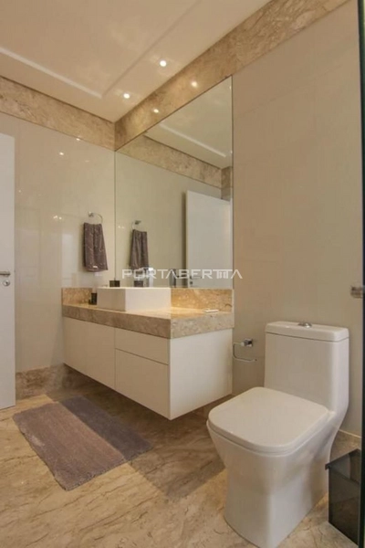 Sobrado beira lago, mobiliado e decorado, condomínio Enseada.: 5ª foto da galeria de imagens do imóvel