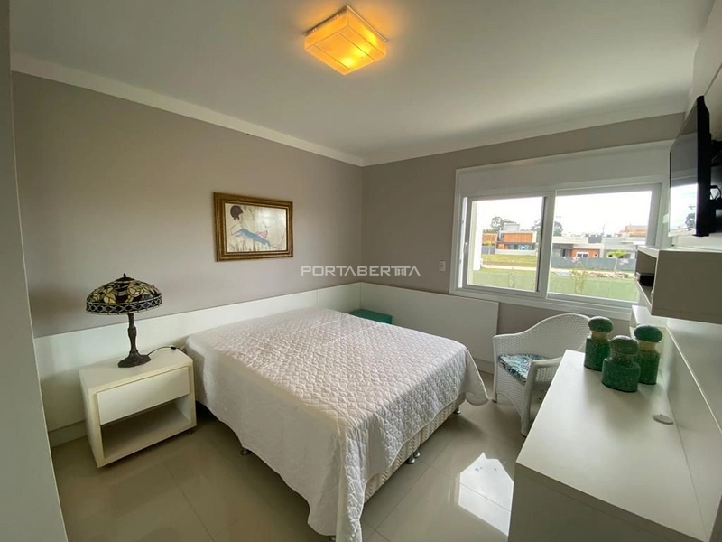 Casa com 05 dormitórios no condomínio Ventura em Xangri-lá RS: 14ª foto da galeria de imagens do imóvel
