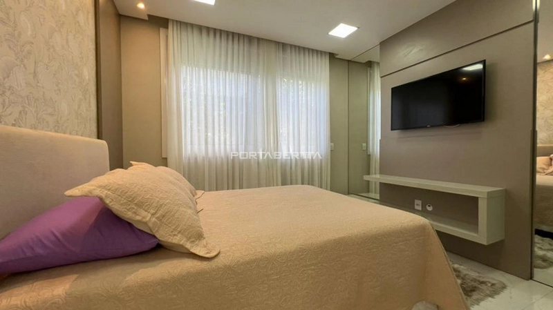 Sobrado beira lago, mobiliado e decorado, condomínio Enseada.: 5ª foto da galeria de imagens do imóvel
