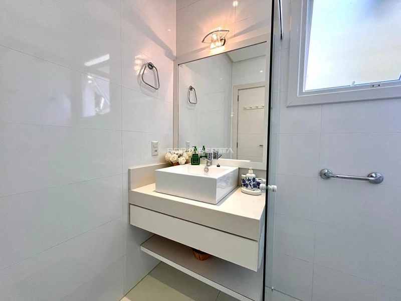 Casa com 04 suítes no condomínio Ventura em Xangri-lá RS: 4ª foto da galeria de imagens do imóvel