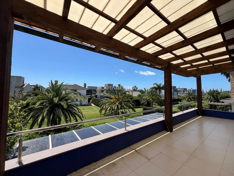 Casa com 04 suítes no condomínio Ventura em Xangri-lá RS: 12ª foto da galeria de imagens do imóvel