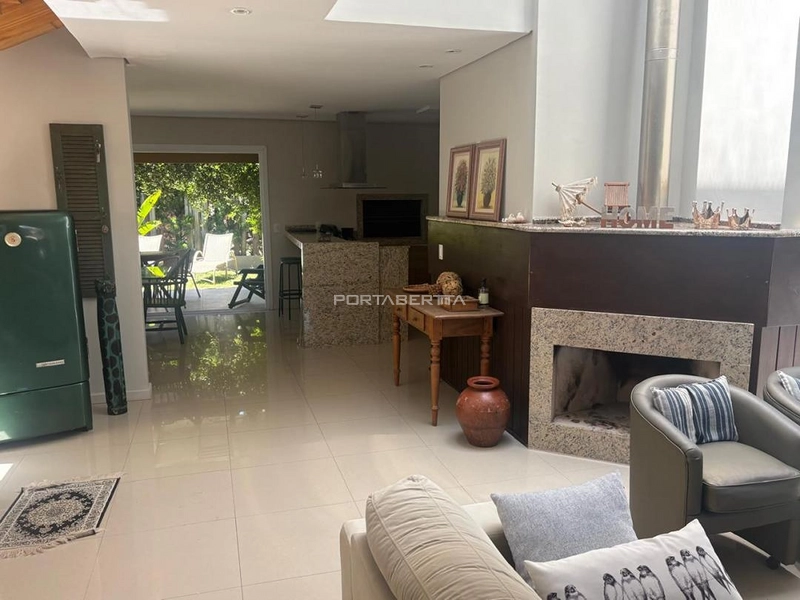 Casa com 05 suítes à venda no condomínio Las Palmas em Xangri-lá RS: 12ª foto da galeria de imagens do imóvel